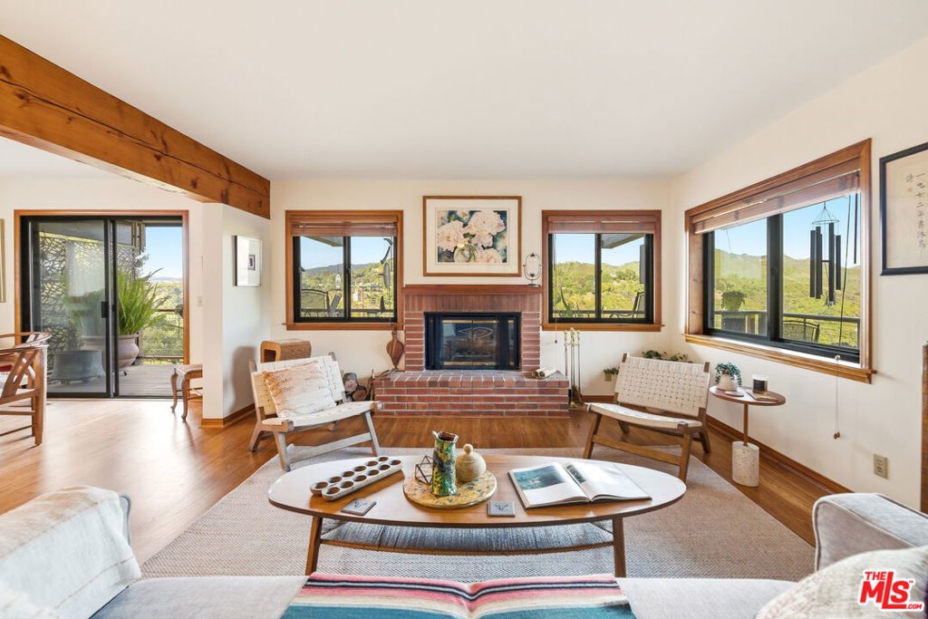 19818 Valley View Drive