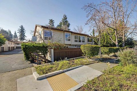 Photo of 1901 Briscoe Ter Ter, Fremont, CA 94539 (MLS # 41121408)