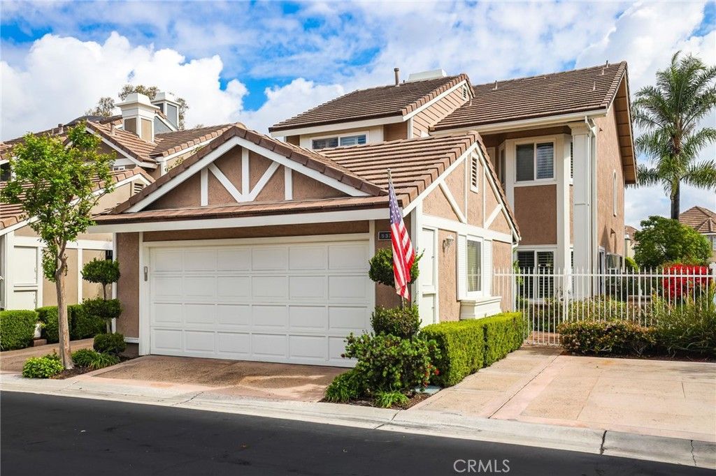 Photo of 5370 Via Morena, Yorba Linda, CA 92886 (MLS # IG26071621)