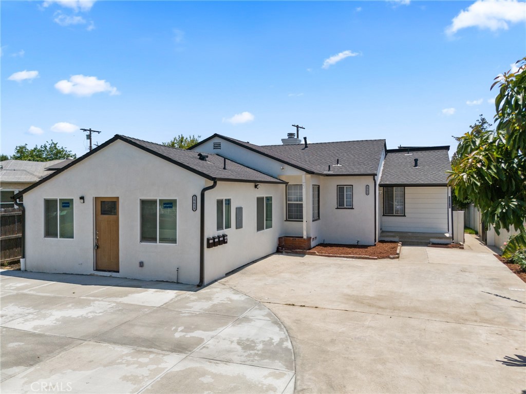 New Construction in a growing and high demand area.
Property Breakdown of 4 units as follows:
Unit number 1 - Main House: 18656 Runnymede - Three bedrooms, two bathrooms, 1,118 sq ft
Unit number 2 - ADU #A: 18654 1/2 Runnymede - Three bedrooms, two bathrooms, 1,143 sq ft (detached)
Unit number 3 - ADU #B: 18654 Runnymede - Two bedrooms, one bathroom, 795 sq ft (detached)
Unit number 4 - JADU: 18658 Runnymede - One bedroom, one bathroom, 354 sq ft
Each one has its own separate electric meter, separate gas meter and own water sub meter.
Once-in-a-lifetime opportunity to own a stunning, brand new four-unit compound in the heart of Reseda!!! This exceptional 9 bed 6 bath property includes three new construction units and one fully remodeled main home, all with Certificates of Occupancy and completely turnkey. Ready for immediate move-in or creative use. Perfect for multi families, investors, multi-generational living, or anyone dreaming of owning a modern, thoughtfully designed multi-unit estate. This one in all has Main house plus ADU or Granny Flats, or call them extra income units or multi family to subsidize your mortgage thru extra rental income or retire on rental income with this one time purchase of 4 units at one location, for ease of management.
Each unit features private entrances, private parking, and beautiful new landscaping. Inside, enjoy light-toned flooring, high ceilings, and expansive layouts that feel bright and open with tons of natural light flooding through every room! The kitchens are outfitted with sleek stainless steel appliances, custom cabinetry, and clean modern finishes that elevate each space.
ADU #1 and ADU #2 are both fully detached, like a single family dwelling/home, a huge asset that offers incredible flexibility and privacy. The JADU shares one wall with the main home but maintains its own private access and full independence.
This property is a masterpiece!! Brand new, move-in ready, turn key, and offering incredible long-term versatility in a beautifully designed setting. Do not miss your chance to own something this rare and remarkable!!!