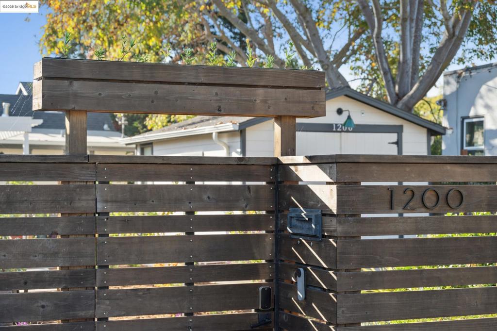 WESTBRAE - Residential
