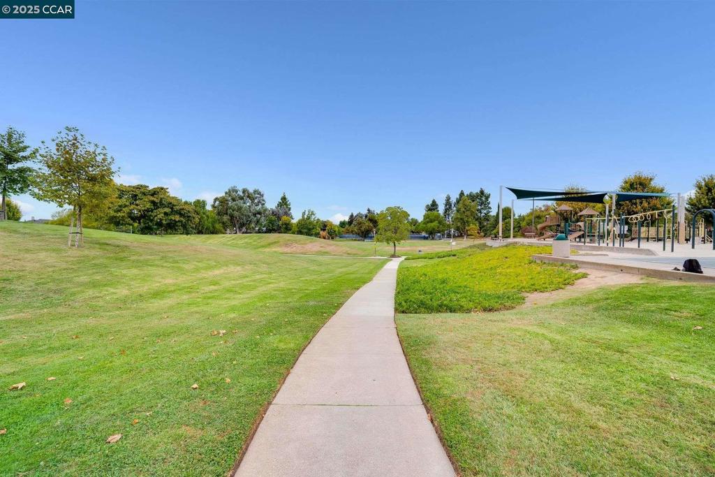 THECRSINGS - Residential Lease