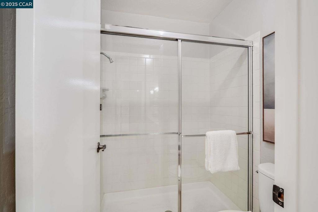 THECRSINGS - Residential Lease