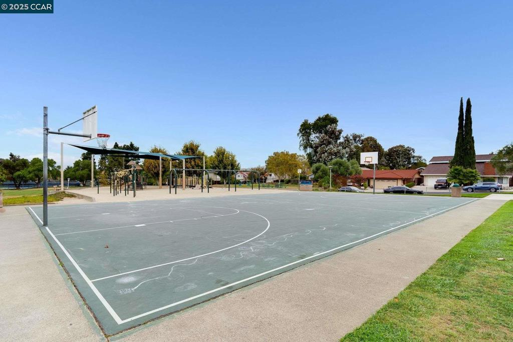 THECRSINGS - Residential Lease