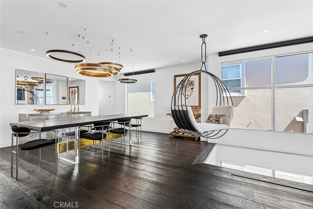 2417 Crest