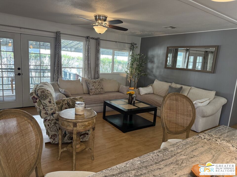 Hidden Springs - Manufactured In Park