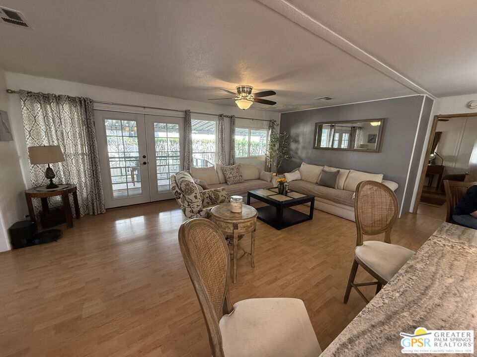 Hidden Springs - Manufactured In Park