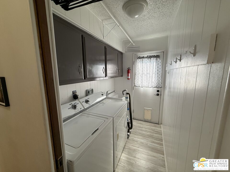 Hidden Springs - Manufactured In Park