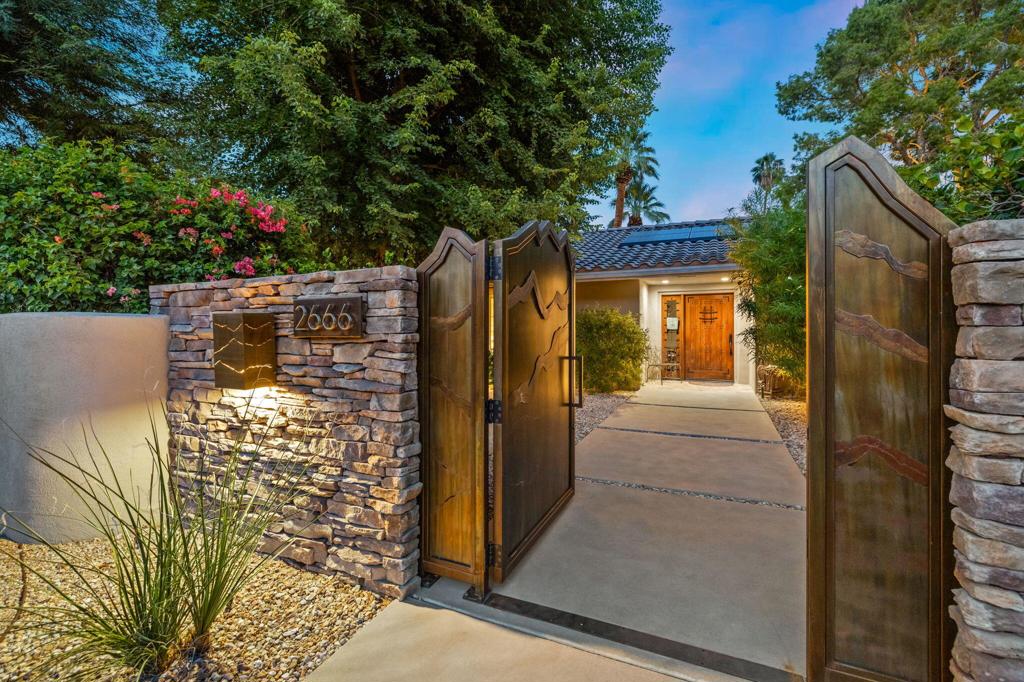 Indian Canyons - Residential