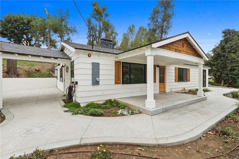 Photo of 235 W Avocado Crest Rd, La Habra Heights, CA 90631 (MLS # DW26006290)