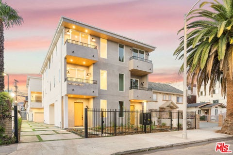 Photo of 6239 Banner Avenue #1/4, Los Angeles, CA 90038 (MLS # 26866441)