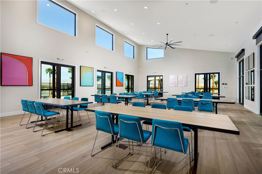 Stella University Park - Residential