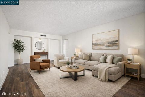 Photo of 340 N Civic Dr Dr #503, Walnut Creek, CA 94596 (MLS # 41120210)