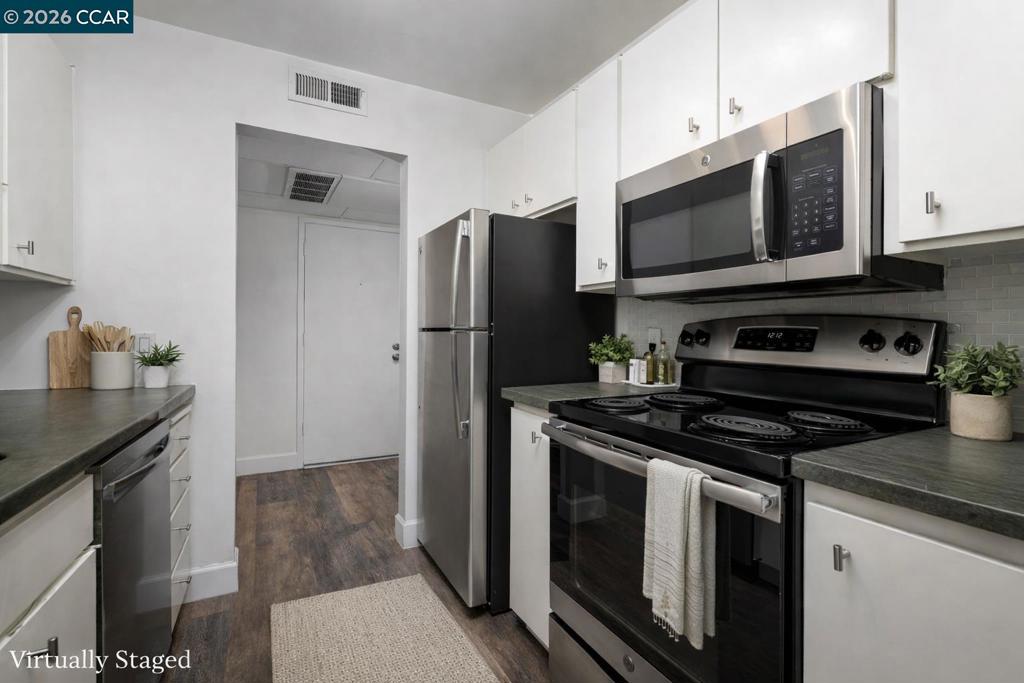 340 N Civic Dr 503