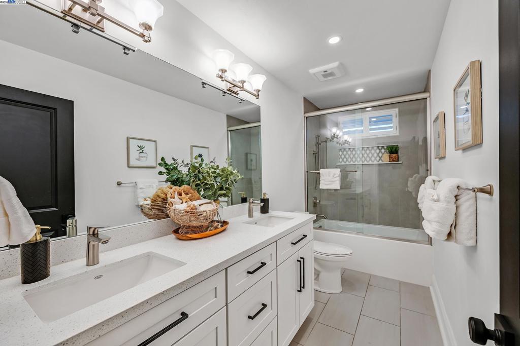 JENSEN TRACT - Residential