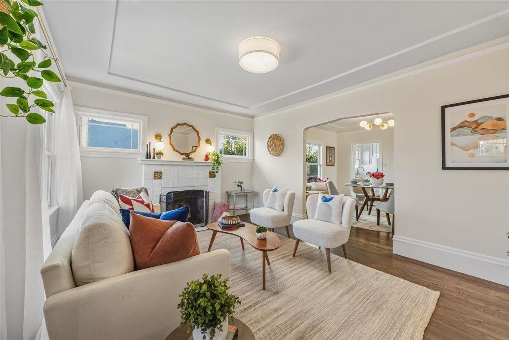 Photo of 1720 1720 Walnut St. St, Alameda, CA 94501 (MLS # 41121662)