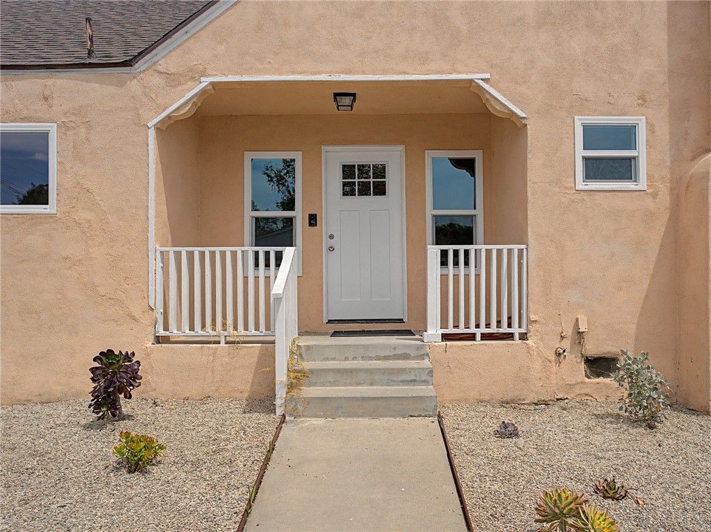 Photo of 10775 Tabor Street, Los Angeles, CA 90034 (MLS # SB26079387)