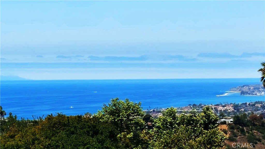 40 Paseo Alba