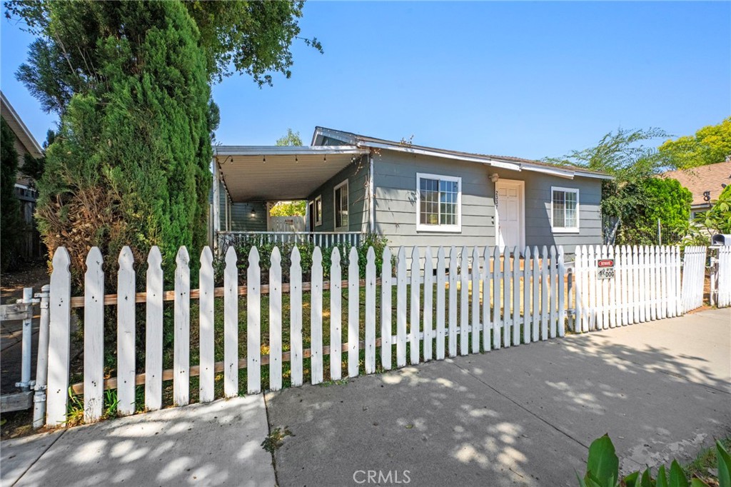 Discover the potential of this charming 2-bedroom, 1-bath home on a 3,000 sq. ft. lot in a sought-after quiet Pasadena neighborhood. Perfect for first-time buyers or savvy investors, this property offers a blank canvas to customize and create your ideal living space. The cozy floor plan is filled with natural light, while the private yard is ready for gardening, entertaining, or future expansion. Conveniently located near schools, parks, shopping, Metro Goldline, and the 210 freeway, this home combines location with opportunity. Bring your vision and make this Pasadena gem your own!
