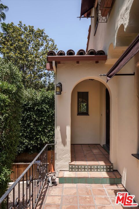 Properties 2 2030 Laurel Canyon Boulevard