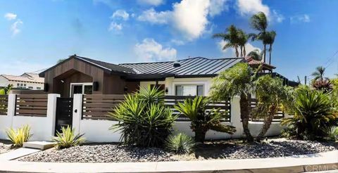 3761 Oleander Dr San Diego CA 92106