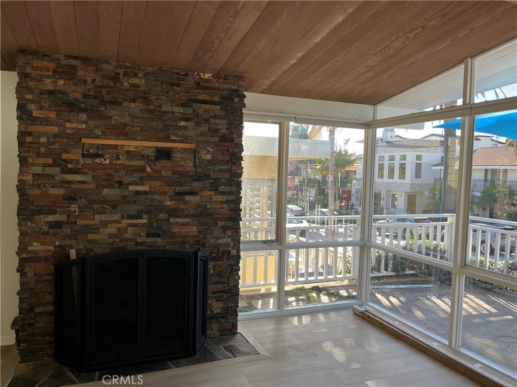 Corona del Mar South of PCH (CDMS) - Residential Lease