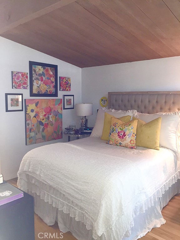 Corona del Mar South of PCH (CDMS) - Residential Lease