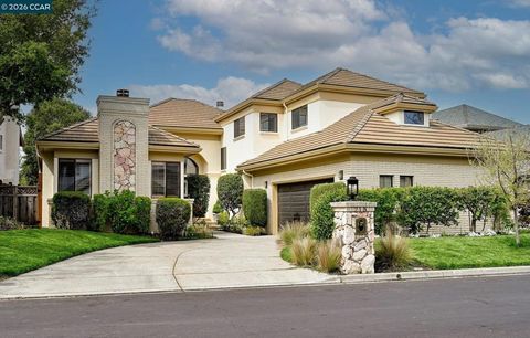 Photo of 715 Blue Spruce Dr Dr, Danville, CA 94506 (MLS # 41137112)