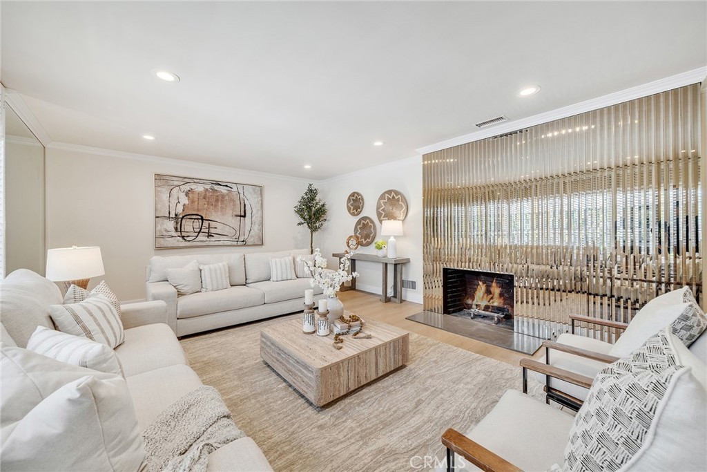 1771 Oakwood
