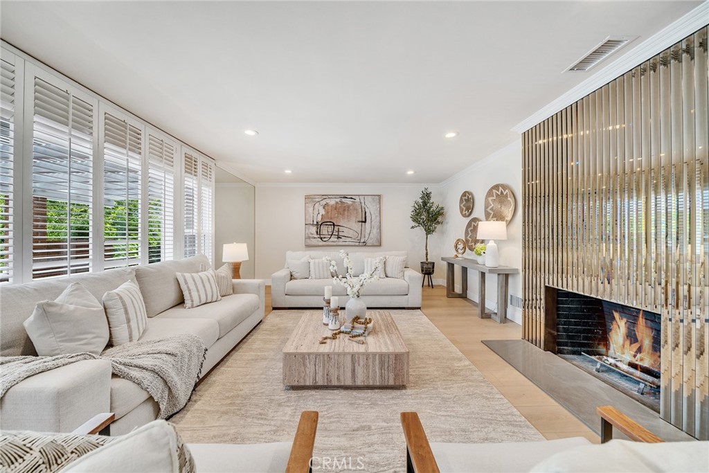 1771 Oakwood
