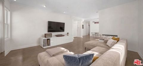 Photo of 9848 Vidor Drive #101, Los Angeles, CA 90035 (MLS # 26841143)