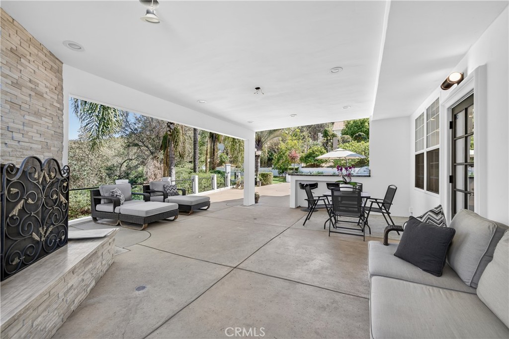 4310 Mountain Shadows