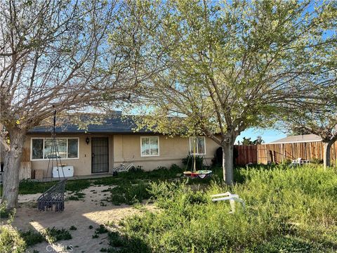 Photo of 11890 10th Ave, Hesperia, CA 92345 (MLS # CV26059187)