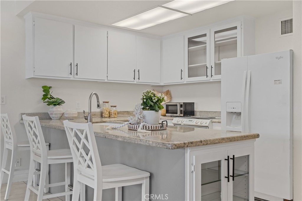 7338 Marina Pacifica N