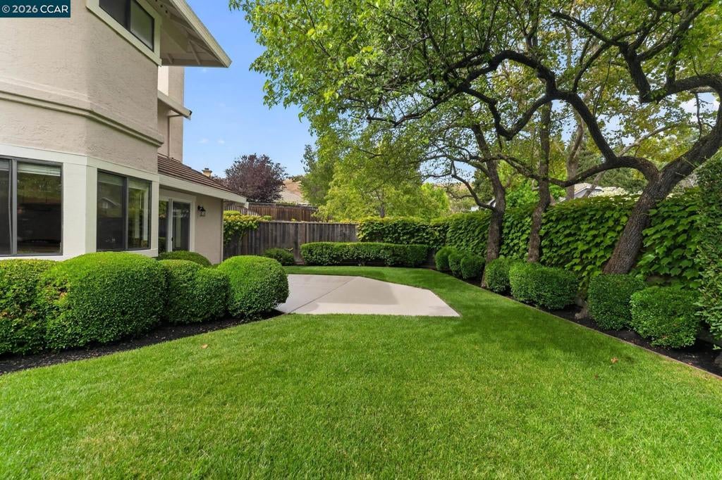 40 Saint Tropez Ct CT, Danville CA 94506