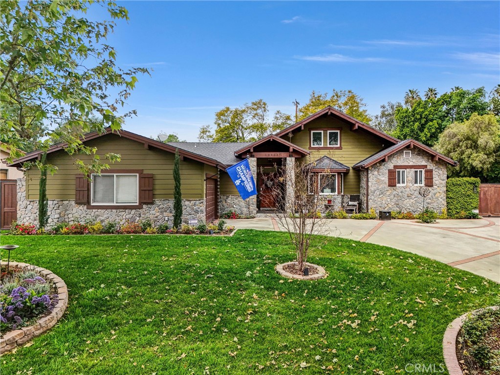 19903 E Rambling Road