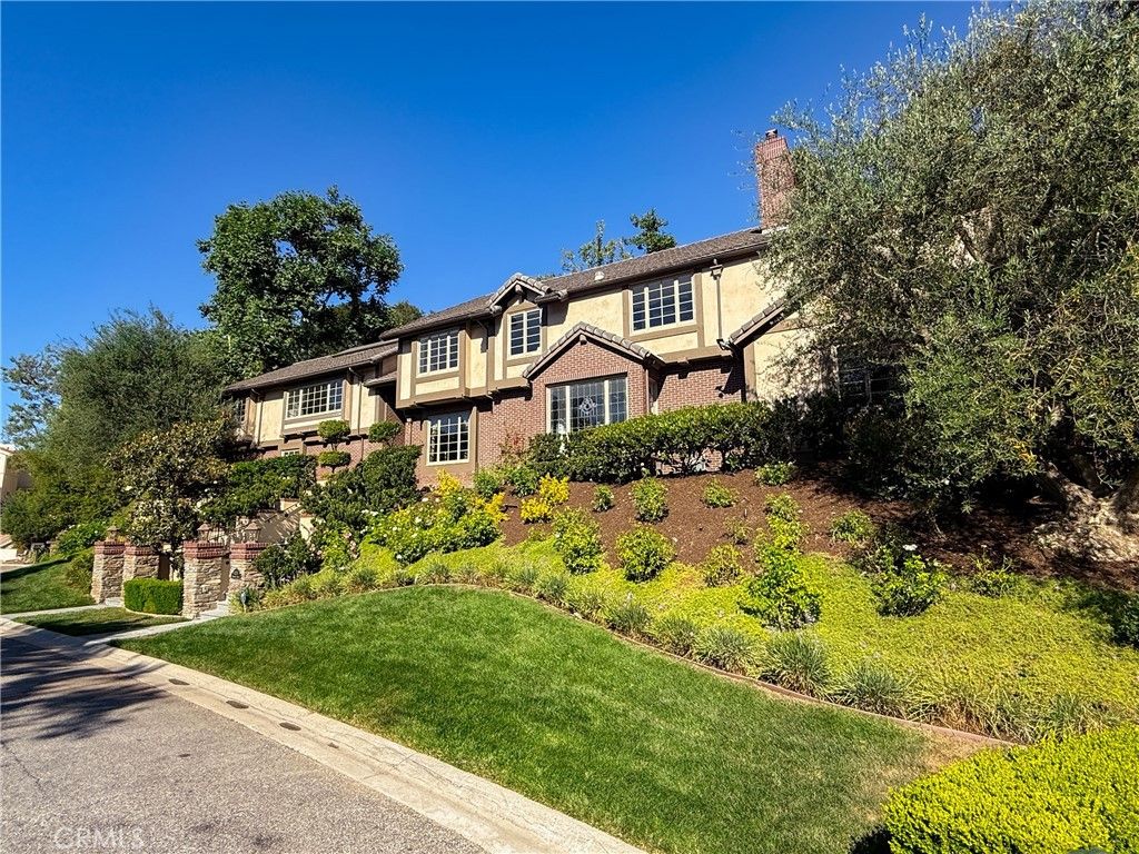 Photo of 4278 Palomino Circle, Westlake Village, CA 91362 (MLS # SR26004000)