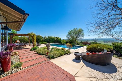 Tiny photo for 5650 El Pharo Drive Dr, Paso Robles, CA 93446 (MLS # SC26052358)