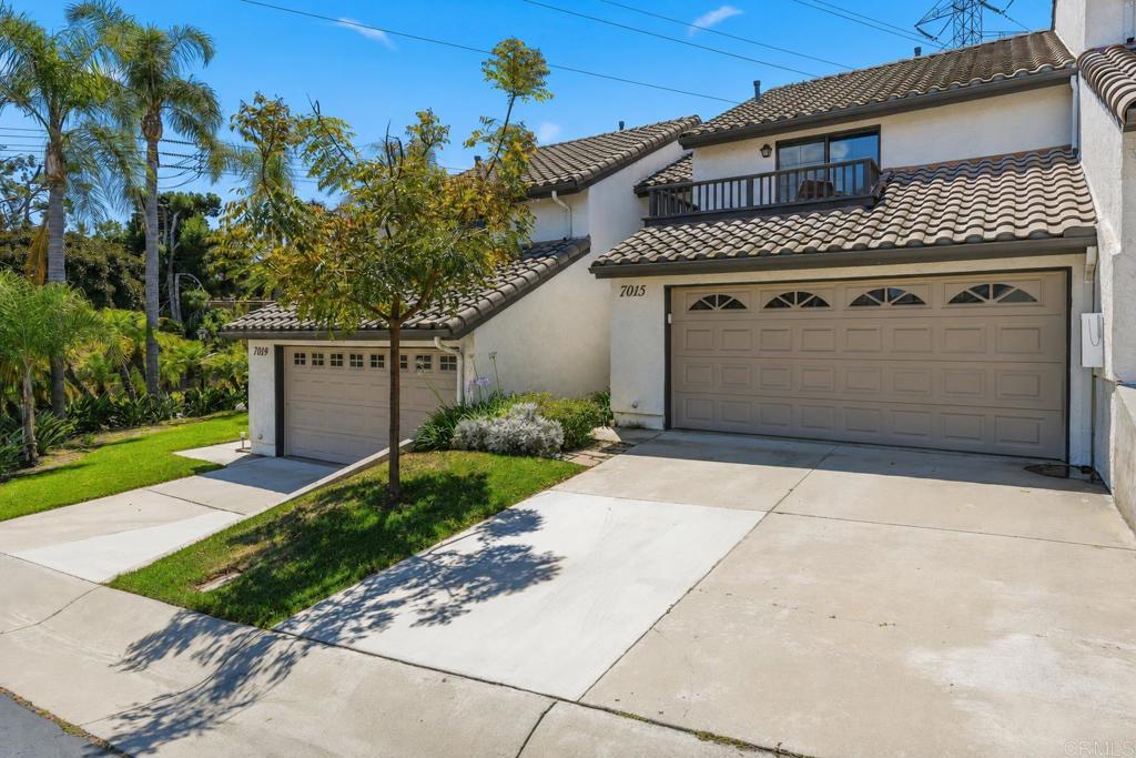 7015 Goldenrod Way