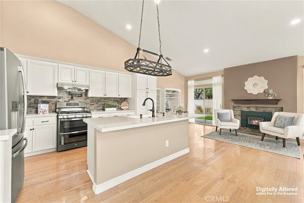 3062 Mira Vista Way