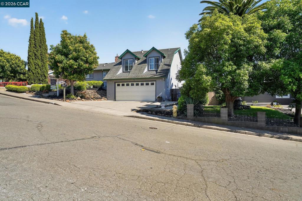 550 Lori Dr