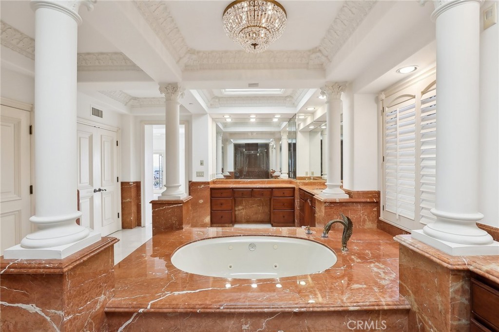Ritz Cove (RC) - Residential Lease