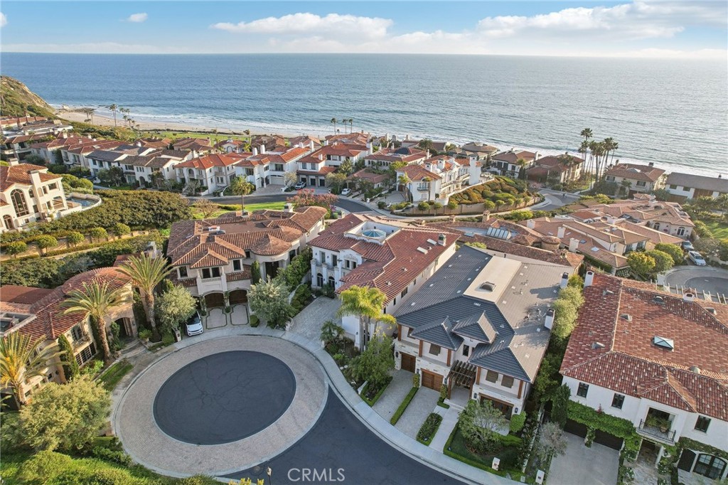 Ritz Cove (RC) - Residential Lease