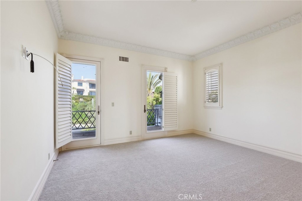 Ritz Cove (RC) - Residential Lease
