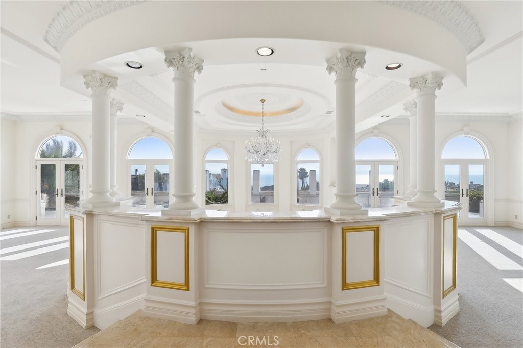 Ritz Cove (RC) - Residential Lease