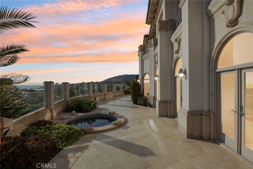 Ritz Cove (RC) - Residential Lease