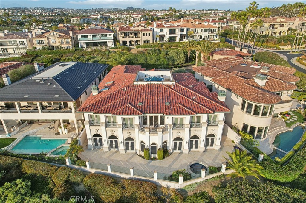 Ritz Cove (RC) - Residential Lease