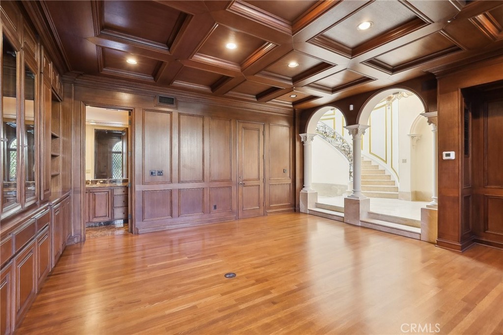 Ritz Cove (RC) - Residential Lease