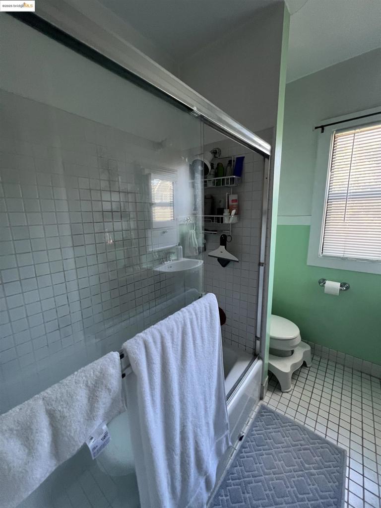 GLENVIEW - Residential Lease