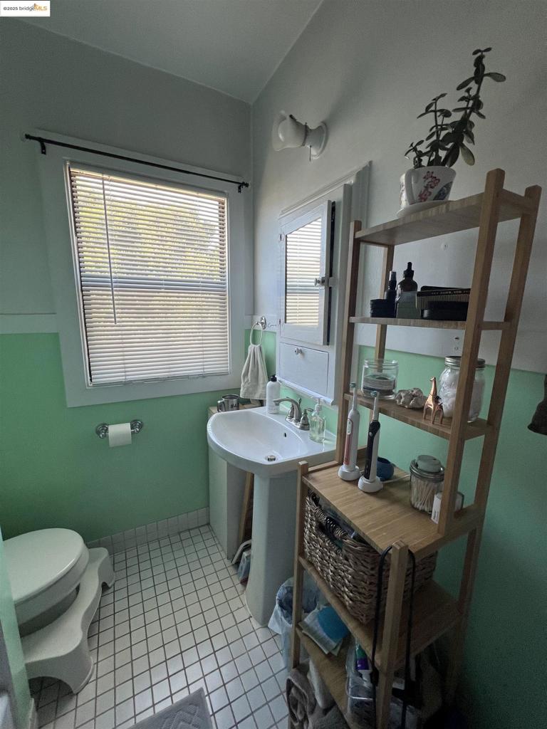 GLENVIEW - Residential Lease